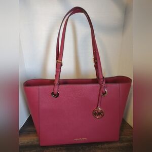 Michael Kors Walsh Berry Multifunctional Leather Medium Tote Purse New With Tags